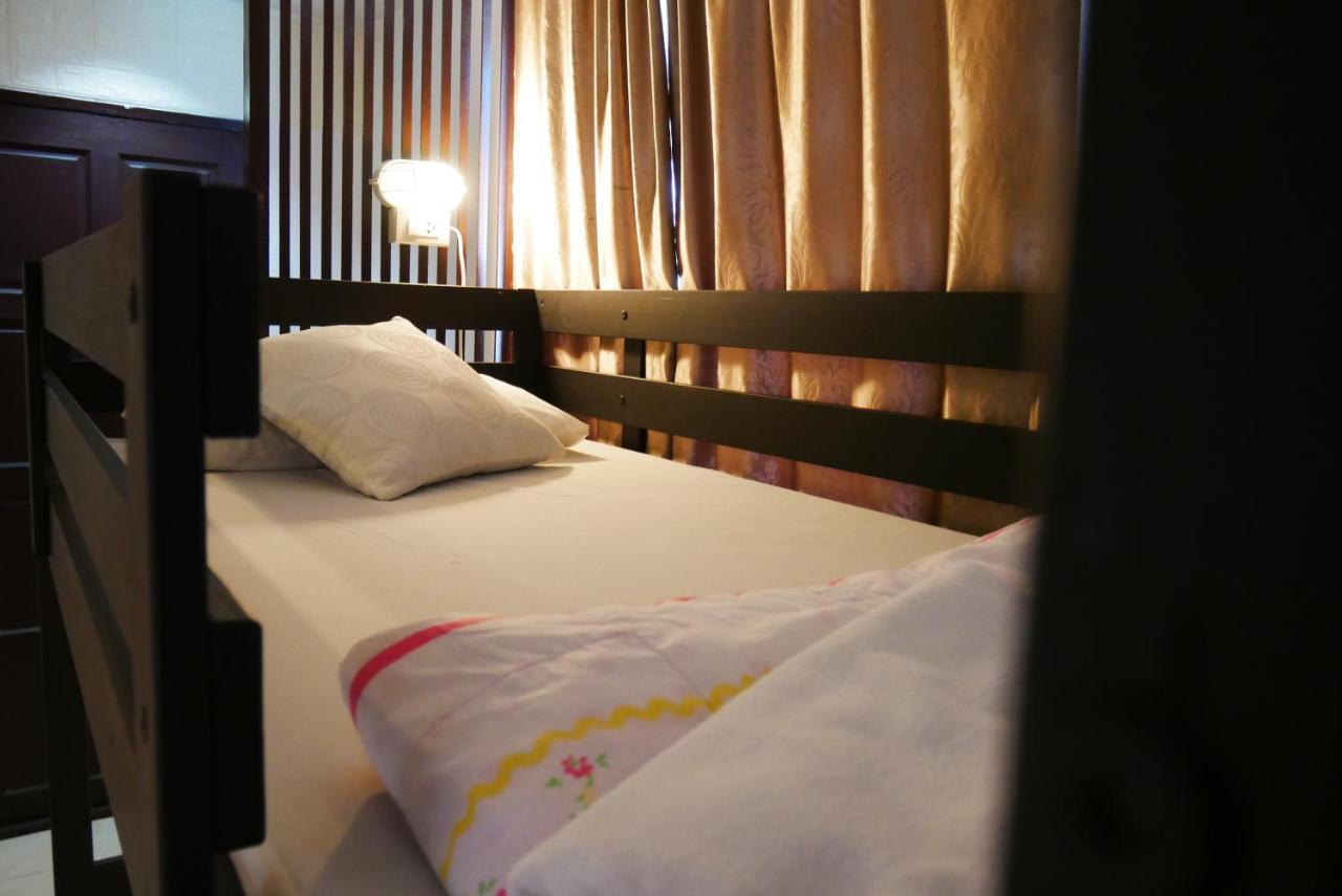 Hua Hin Paradise Guesthouse Exterior photo